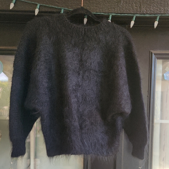 Vintage  Lucky Fish Sewater‎ - Picture 3 of 3